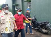 Putus Mata Rantai Penyabaran Covid-19, Lurah Jatibening Baru Lakukan Semprot Disinfektan