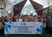 Dosen Universitas Mercu Buana Bina Soft Skill Manajemen Waktu Pemuda Desa Guranteng