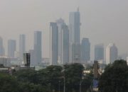 Pengaruh Pertumbuhan Pabrik di Cikarang terhadap tingginya Tingkat polusi di Jakarta