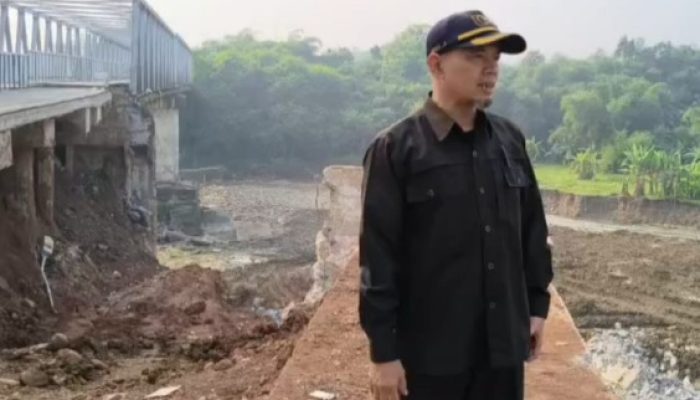 Jembatan Cipamingkis Jalur Strategis, DPRD Tekankan Perbaikan Permanen