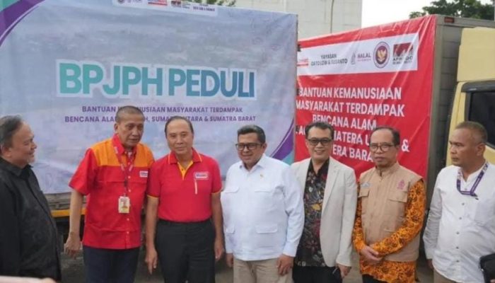 BPJPH & Alfamart Kirimkan 10 Truk Bantuan Kemanusiaan ke Aceh