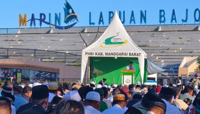 Khotbah Iduladha di Labuan Bajo, UBN Tekankan Pentingnya Dialog Iman Orang Tua dan Anak