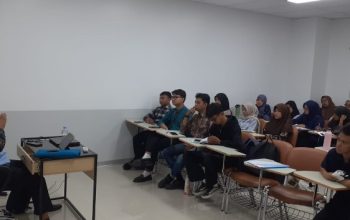 Kajian Kamis di ATRODAS Cikampek, Mahasiswa Diajak Jadikan Al-Qur’an Pedoman Hidup