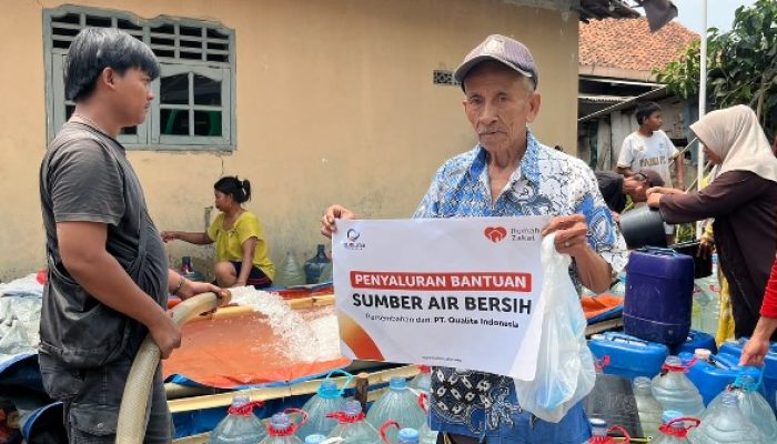 Rumah Zakat dan PT Qualita Indonesia Salurkan 32.000 Liter Air Bersih untuk Warga Jaya Mulya